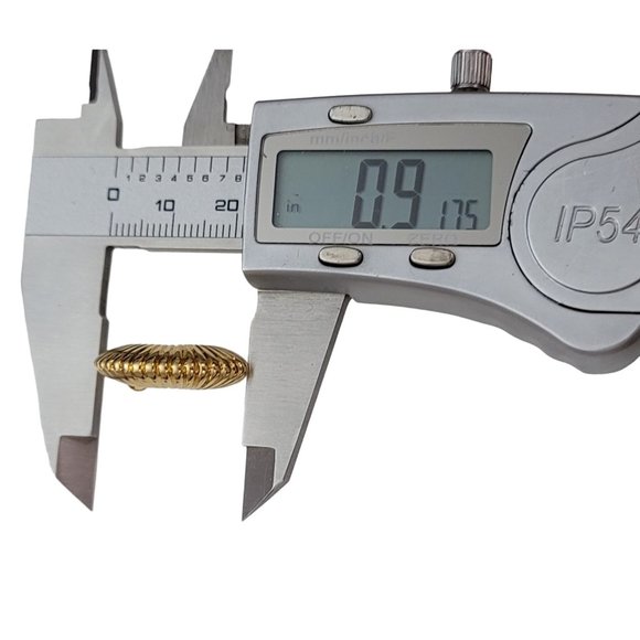 Trifari Crown Over T Gold Tone Shrimp Half Hoop Clip On Earrings, Signed E149 - Picture 9 of 10